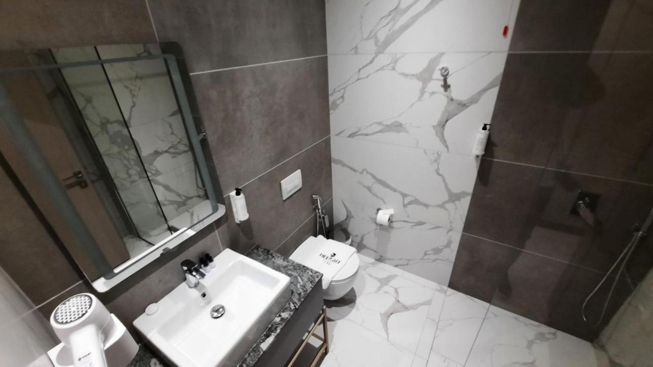Delight Hotel & Spa Golem (Tirana) Exterior foto